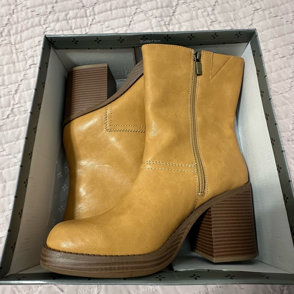 Sun & Stone Tan Heeled Boots